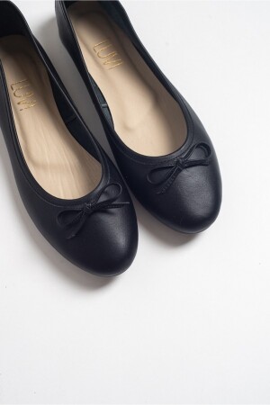 01 Ballerinas für Damen mit schwarzer Haut - 2