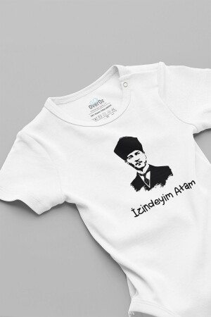 100 % Bio-Baumwolle „I'm On Leave Atam Written Atatürk“ bedruckter Baby-Body mit Druckknöpfen 5735 - 1