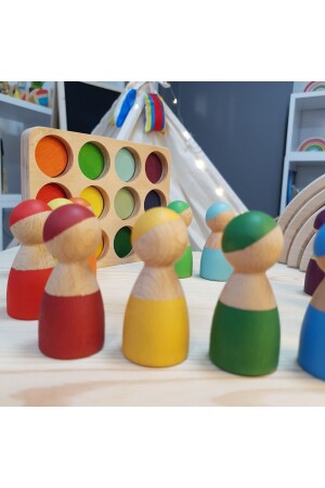 12 altersspezifische Waldorf-Regenbogen-Menschenfiguren für 1+ Jahre - 6