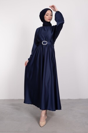 Abendkleid aus Mevlana-Satin 77817251 - 3