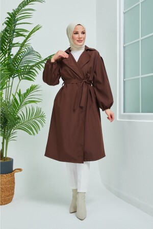 Brauner Trenchcoat mit Ballonärmeln und Gürtel 7006 - 5