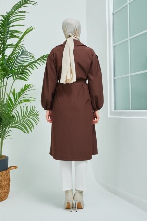 Brauner Trenchcoat mit Ballonärmeln und Gürtel 7006 - 7