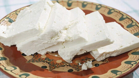 BULGARIAN CHEESE 800 GR - 1