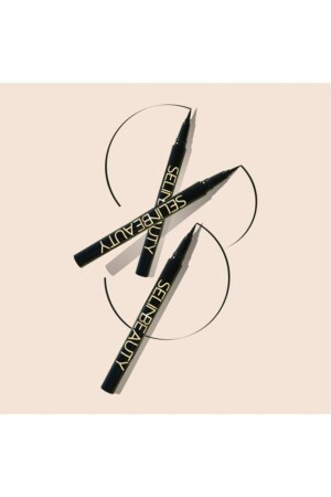 Cat Eye Art Liner - 2