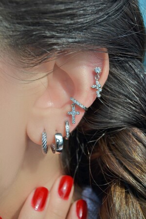 Cross Earcuff Haç Model Sıkıştırmalı Kıkırdak Küpe Sol - 5