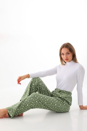 Damen-Pyjamahose aus weichem, strukturiertem Samt mit grünem Polka-Dot-Print - 1