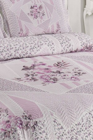 Doppelte gesteppte Tagesdecke „Dolce Lilac“. - 6