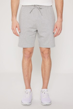 Graue Melange-Strickshorts aus recycelter Baumwolle mit normaler Passform und 2 Fadentaschen für Herren - 1