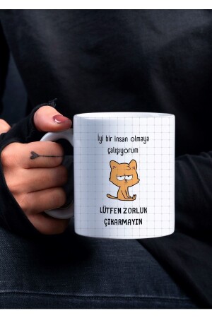 „I'm Trying to Be a Good Person Don't Make Any Difficulty Written Fun“ Bedruckte Tasse mit speziellem Design fun000221 - 2