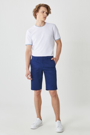 Indigofarbene, schmal geschnittene, schmal geschnittene Dobby-Chinoshorts aus 100 % Baumwolle für Herren, lässige Chino-Shorts 4A0222200008 - 1