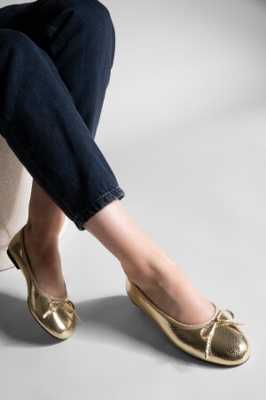 Lässige Ballerinas für Damen mit metallischer runder Zehenpartie, Ballerinas Adusa Gold Snake - 2