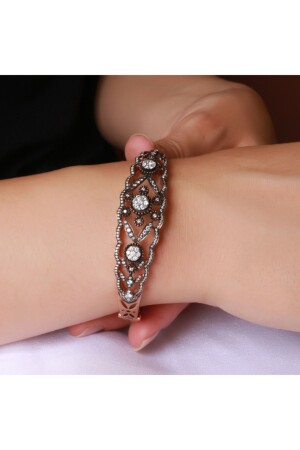 Manschettenarmband aus Roségold mit Diamantkrone - 3