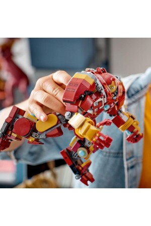 ® Marvel Hulkbuster: Kampf um Wakanda 76247 – Bauset für Kinder ab 8 Jahren (385 Teile) - 7