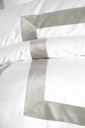 - Monarch Velvet Banded 210 Tc Cotton Satin Double Duvet Cover Set N. SET 04 - 4