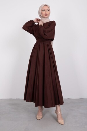 Saisonales Hijab-Kleid - 1