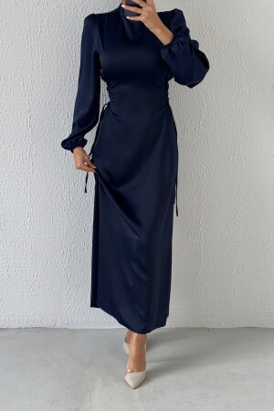 Satin-Hijab-Abendkleid mit Bindedetail an der Taille, Marineblau - 2