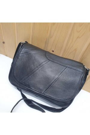 Schwarze Ledertasche mit mehreren Taschen 2340 - 7