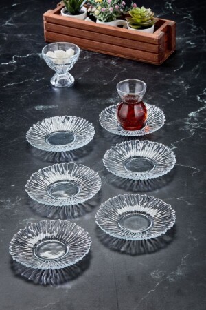 Set mit 6 Teetellern aus Kristallglas im besonderen Design von Crystal Trend. 6 Stück Teeteller aus Kristallglas - 6