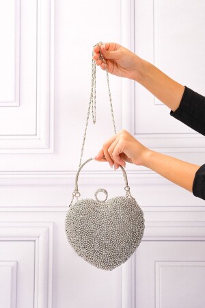 Silbernes Abendkleid für Damen mit Herz und Perlen – Clutch-Abendtasche - 3