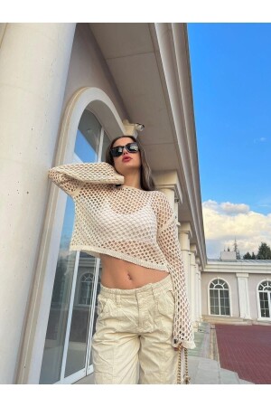 Spanisches Crop Top mit Armlöchern. 01763 - 2